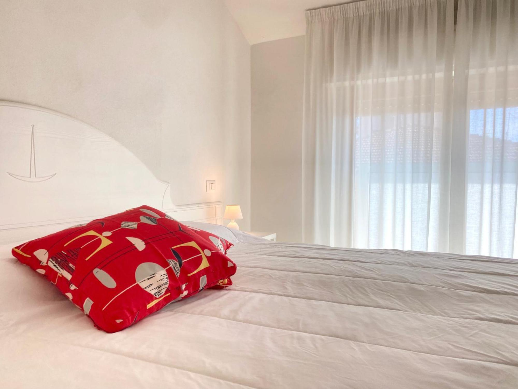 Il Castelluccio Apartment Сан Винченцо Екстериор снимка