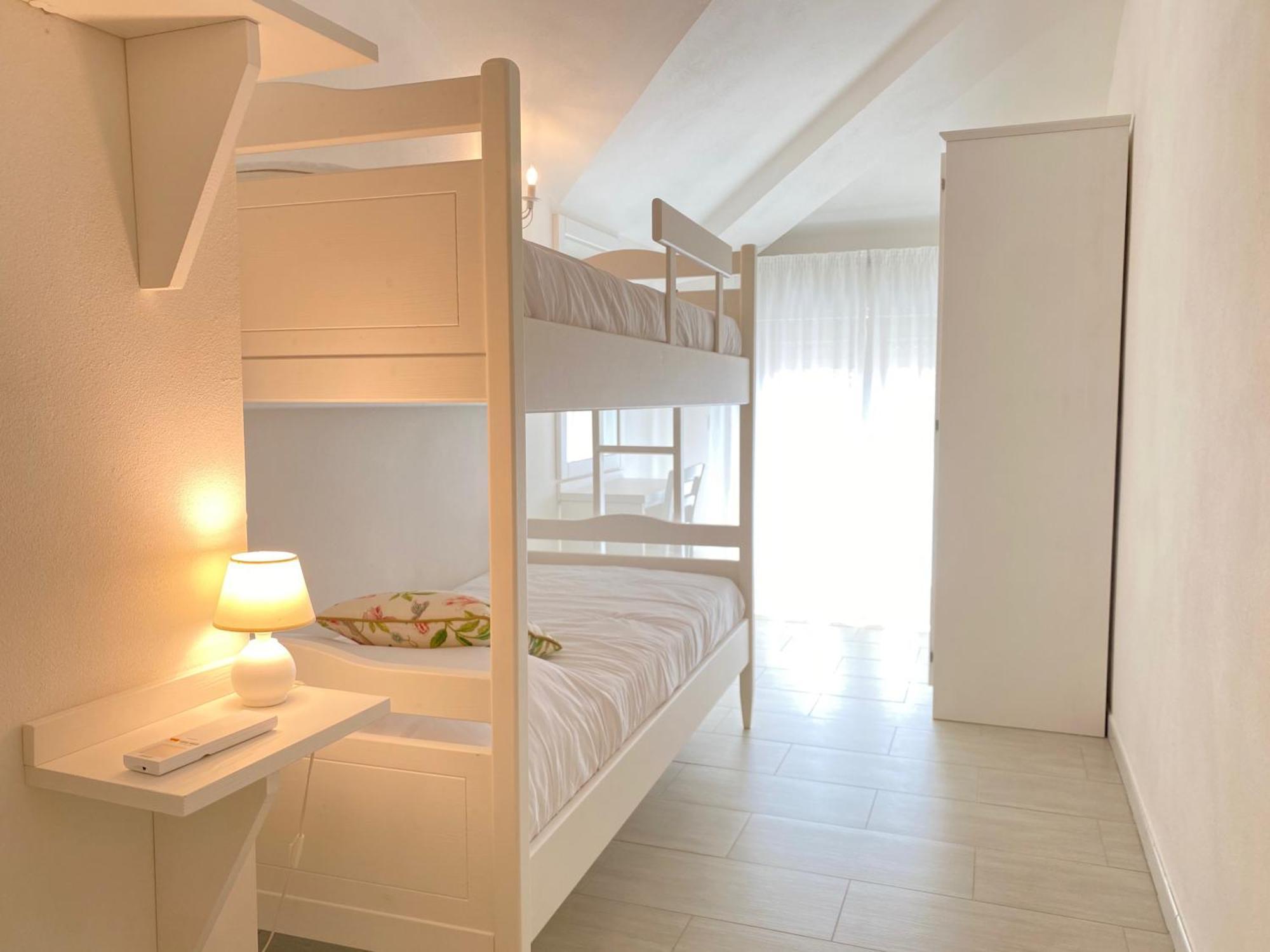Il Castelluccio Apartment Сан Винченцо Екстериор снимка