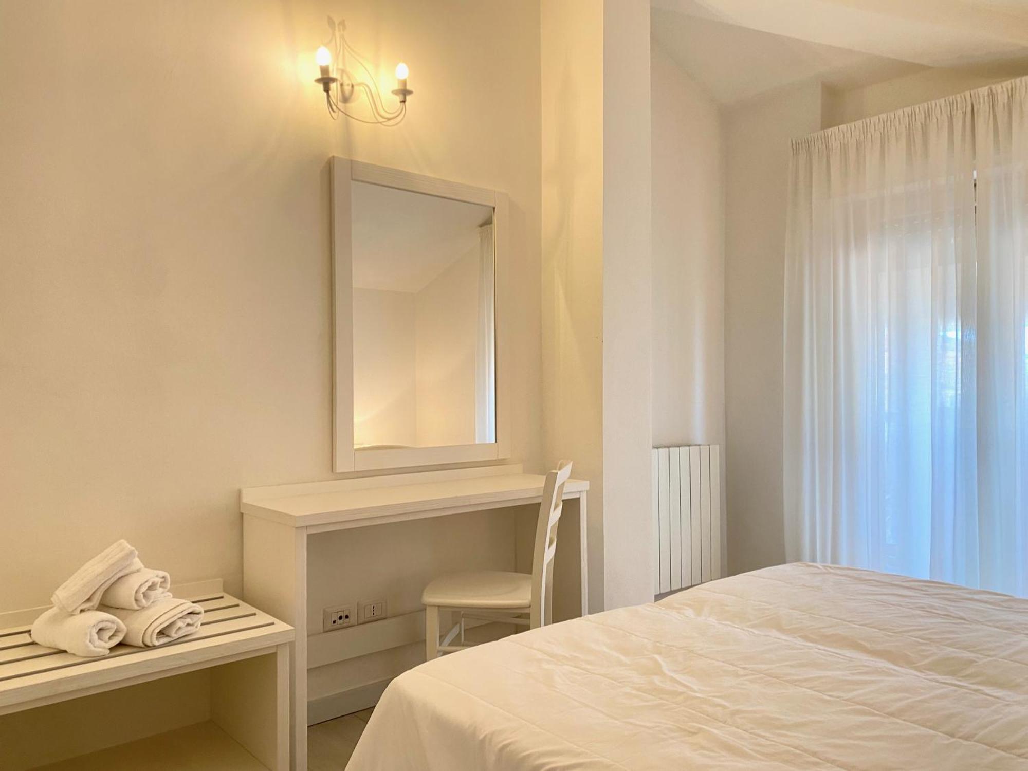 Il Castelluccio Apartment Сан Винченцо Екстериор снимка