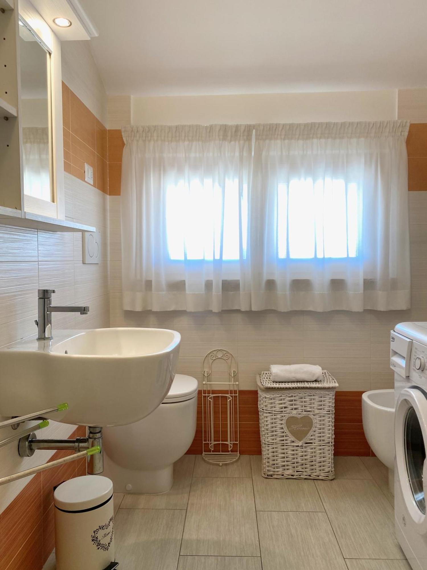 Il Castelluccio Apartment Сан Винченцо Екстериор снимка