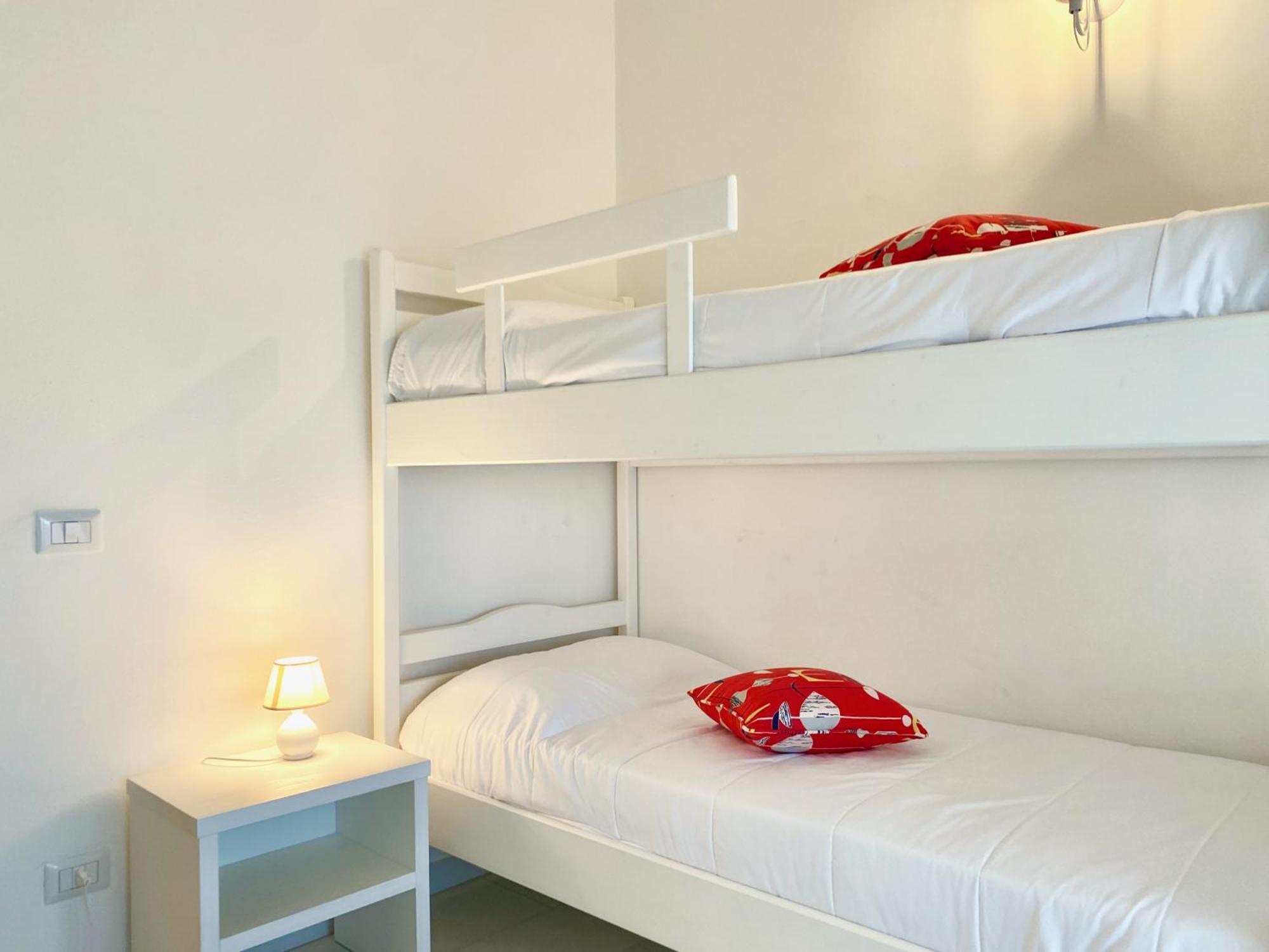 Il Castelluccio Apartment Сан Винченцо Екстериор снимка